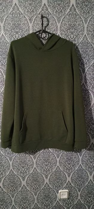 Продам худі в гарному стані.