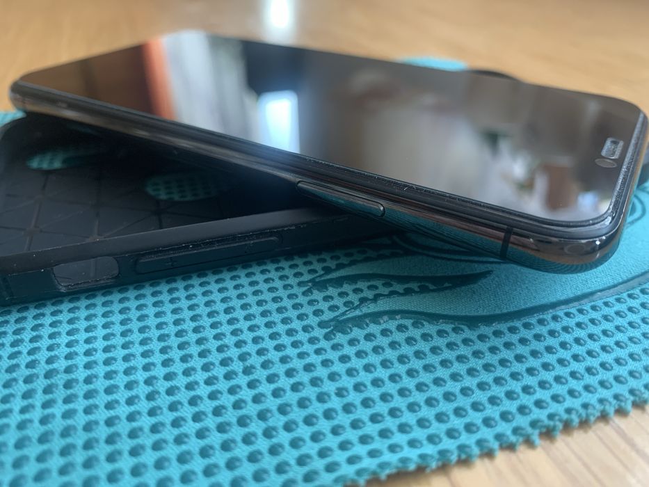 iPhone XS 256GB/100%