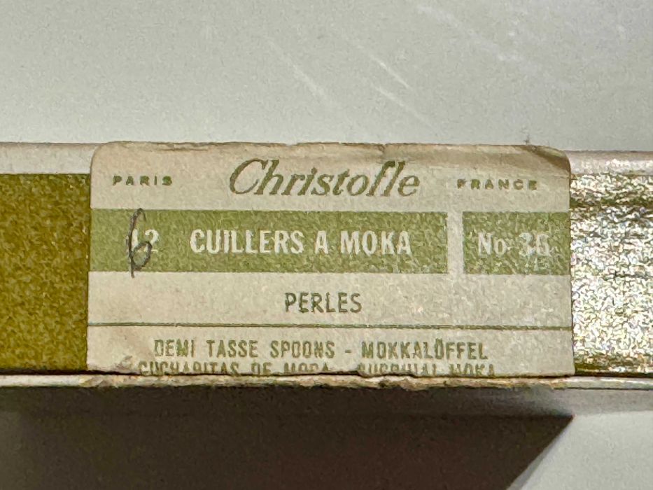 CHRISTOFLE - 6 Colheres de Café - modelo "Perles" - casquinha de prata - na caixa original