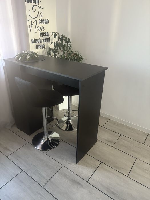 Stół kuchenny wyspa hokery