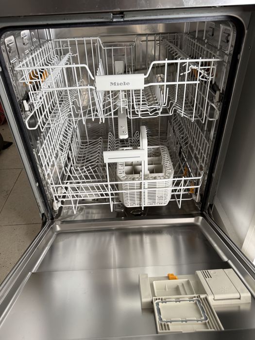 MIELE G 4203 inox