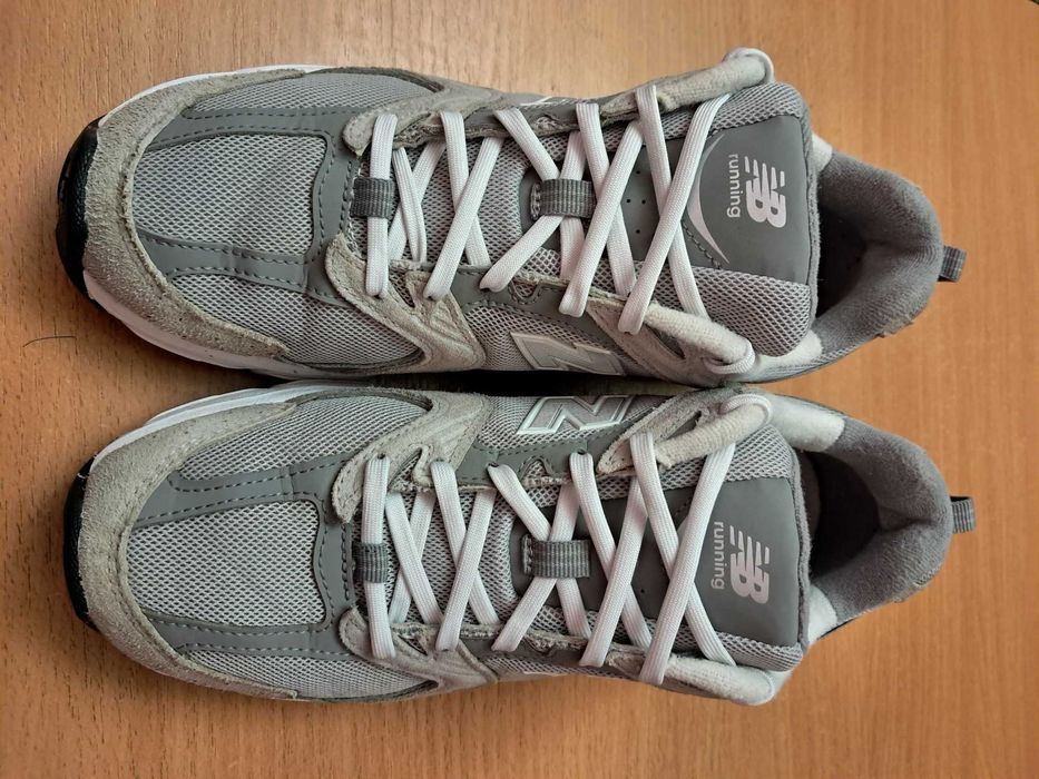 Кроссовки  New Balance 530 MR530CK размер 40.5