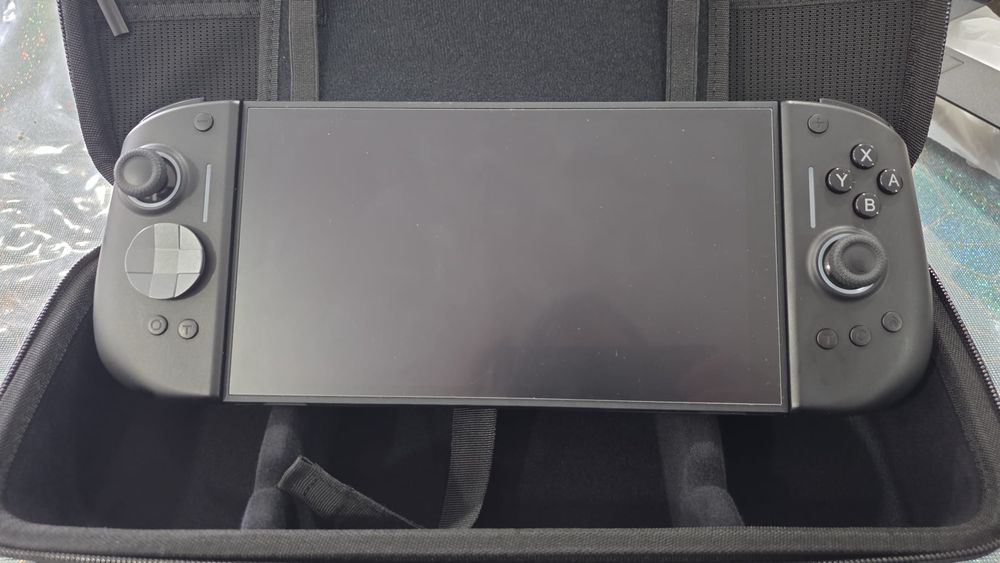 Nyxy Hyperion 3 + case Nintendo switch 2