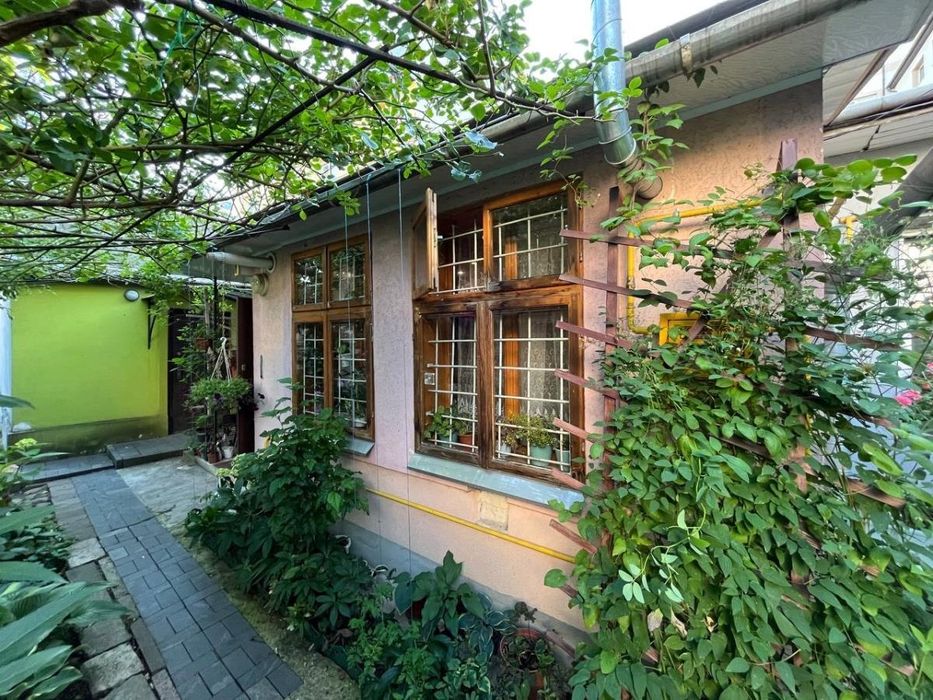 Продаж 3 кім. варити в центрі, вул. Січових Стрільців