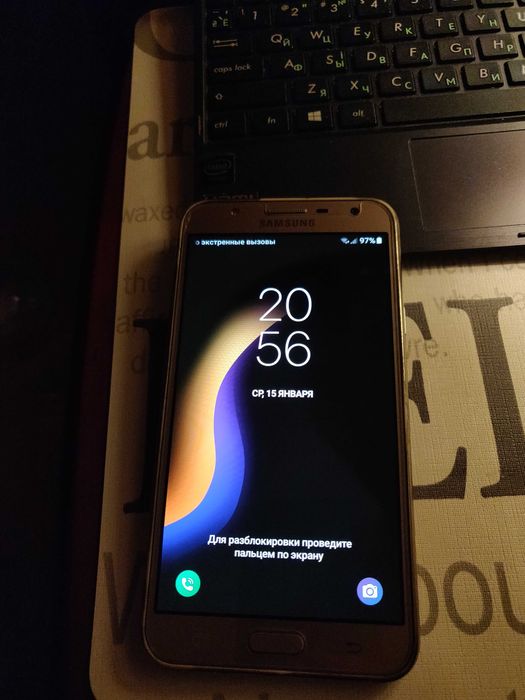 Samsung J7 Neo, Samsung Tab 7.7