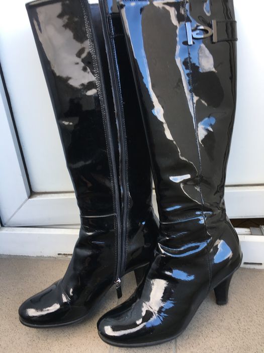 Сапоги Италия кожа лакированая и зимние