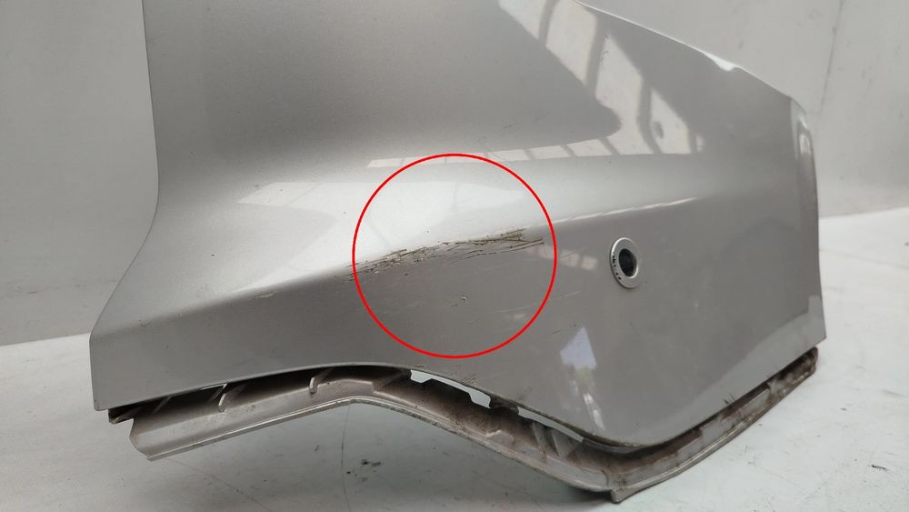 Canto Para Choques Tras Direito FORD Focus III Carrinha