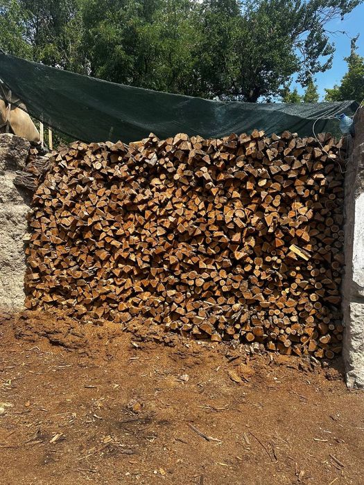 Твердые дрова с доставкой — от 1 до 6 м³, Каменское
