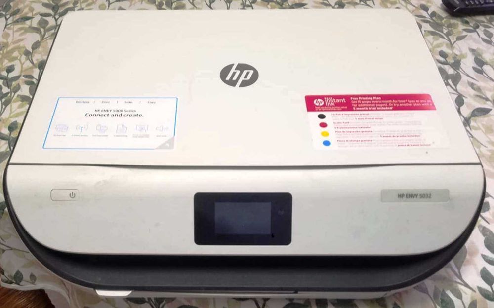Impressora HP ENVY 5032 com avaria no Touch