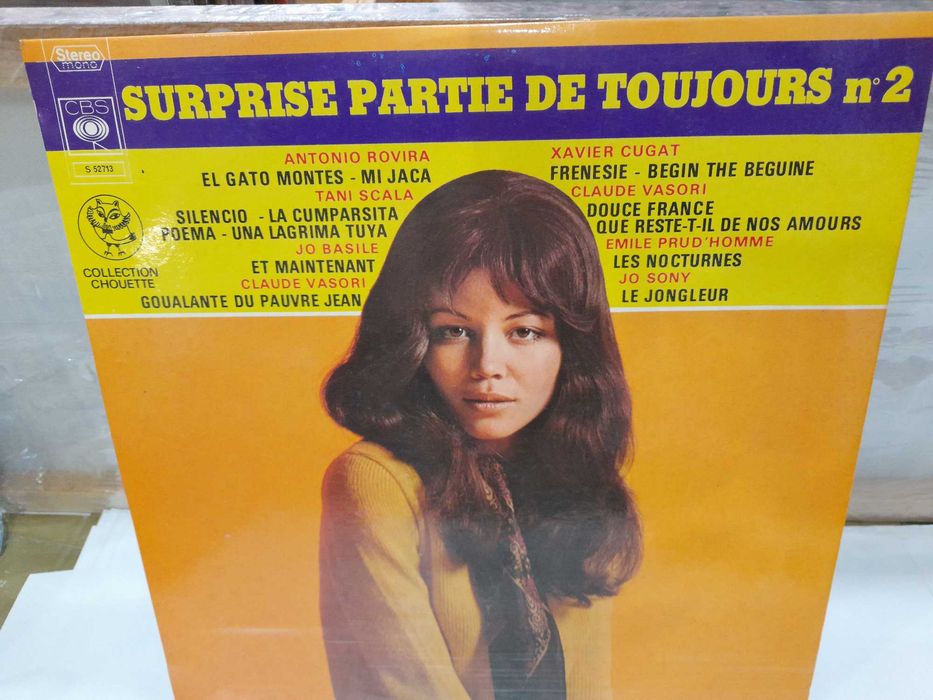 2 discos em Vinil LP, " SURPRISE PARTIE DE TOUJOURS nº 2 " e "ELIZABETH SERANADE " muito antigos em bom estado.