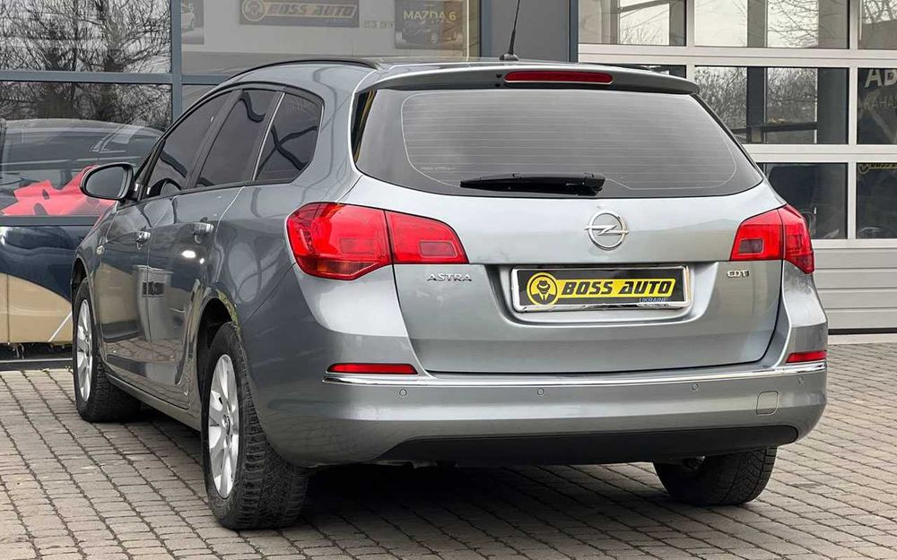 Opel Astra J 2015