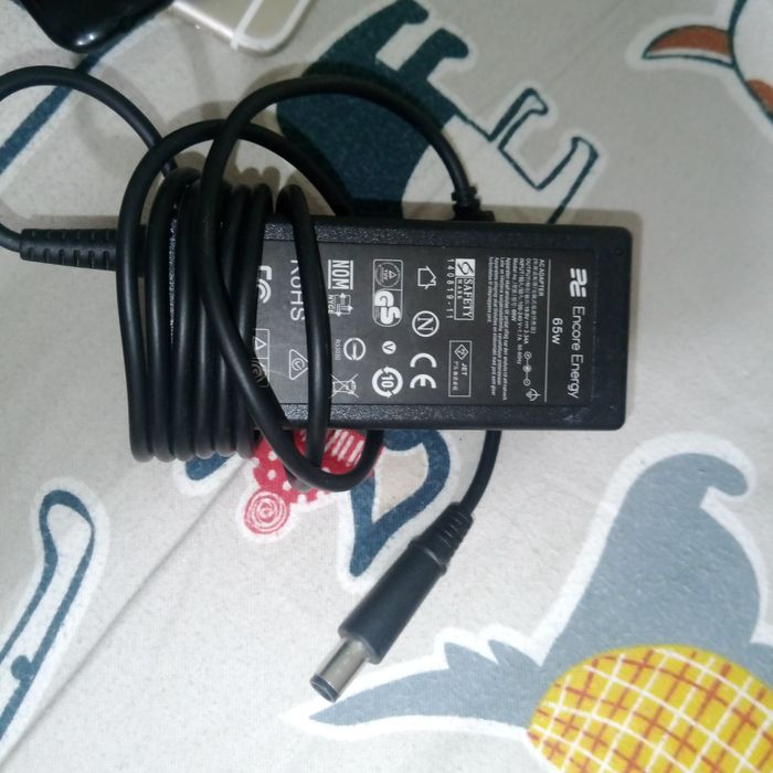 Плати,зарядки,та телефони