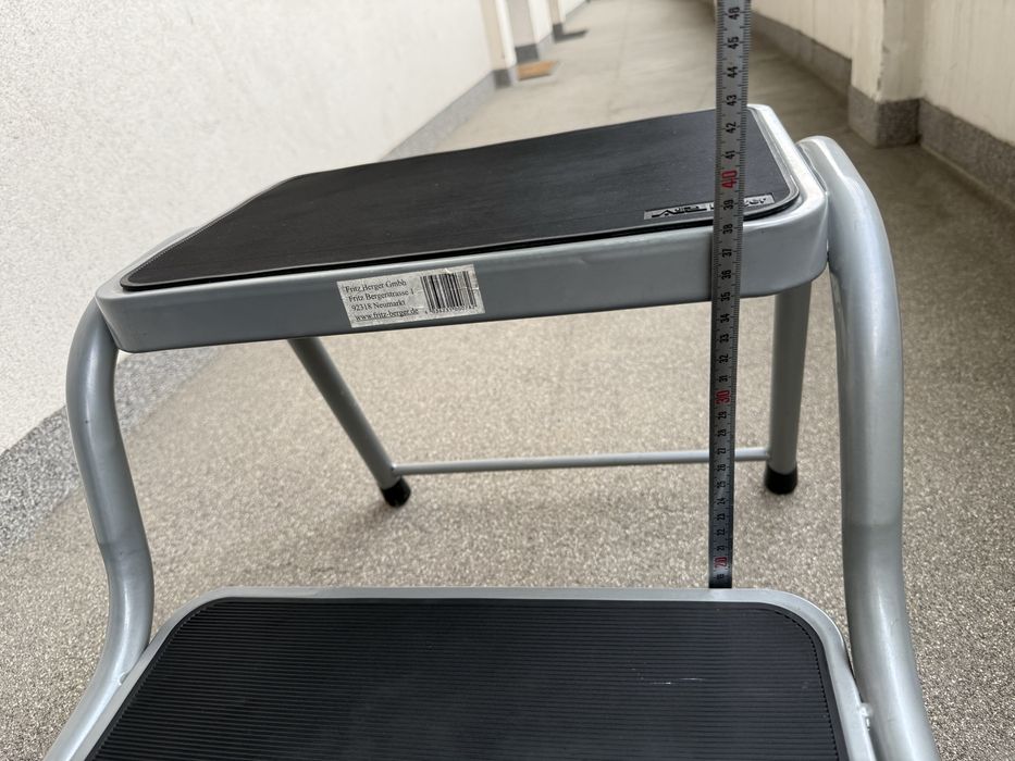 Schodki do przyczepy kempingowej marki Berger 150kg