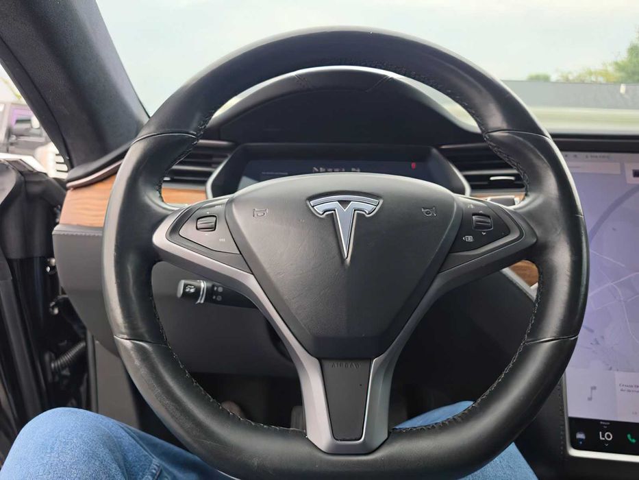 Tesla Model S 100D      2019