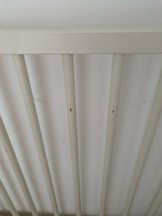 Berço de grades + colchão