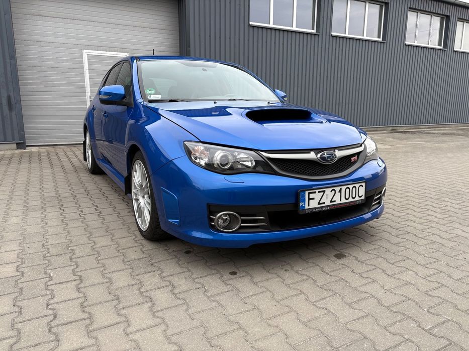 Subaru Impreza STI, polski salon