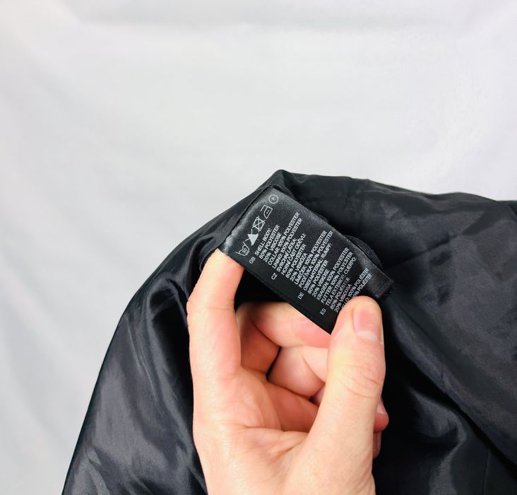 Czarna marynarka z satynowymi klapami M 38