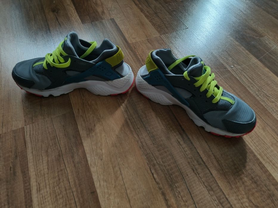 Buty Nike Huarache rozmiar 38,5 24cm