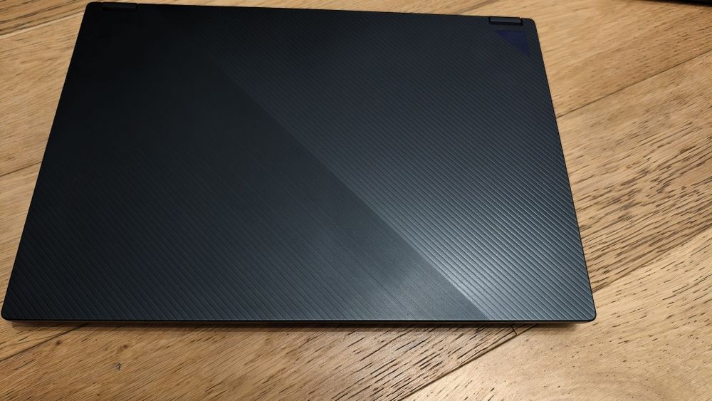 Asus Rog FLOW X16
