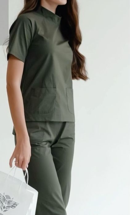 Медичний костюм, розмір 48