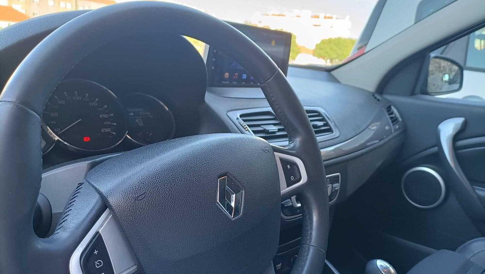 Renault Mégane — fotografia 5