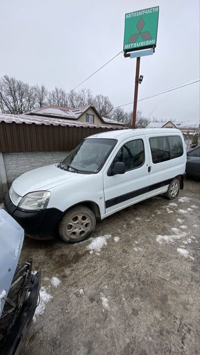 Разборка шрот Peugeot Partner 1.4 бензин коробка механика 2004-2008