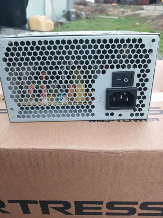 Продам комплектующие для компьютеров