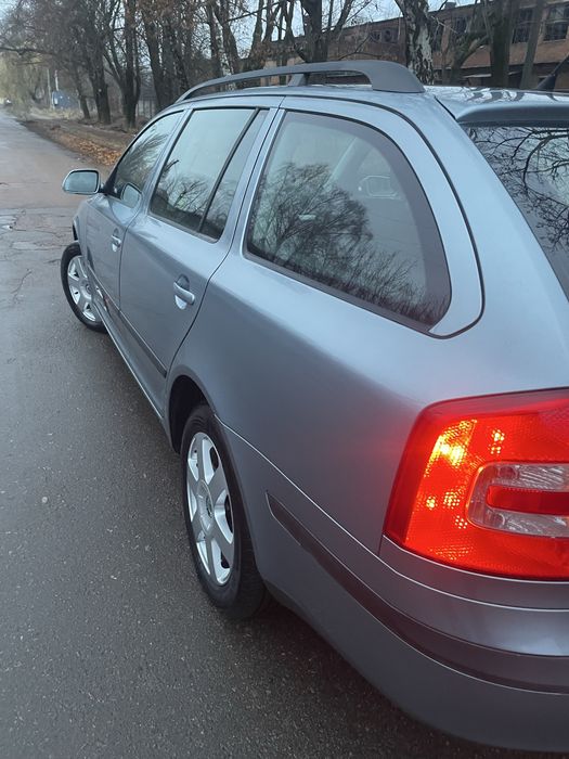 Шкода A5 1.6 • 188 тис пробіг • В рідній фарбі