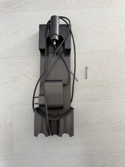 Продам пилосос Dyson V7 animal extra