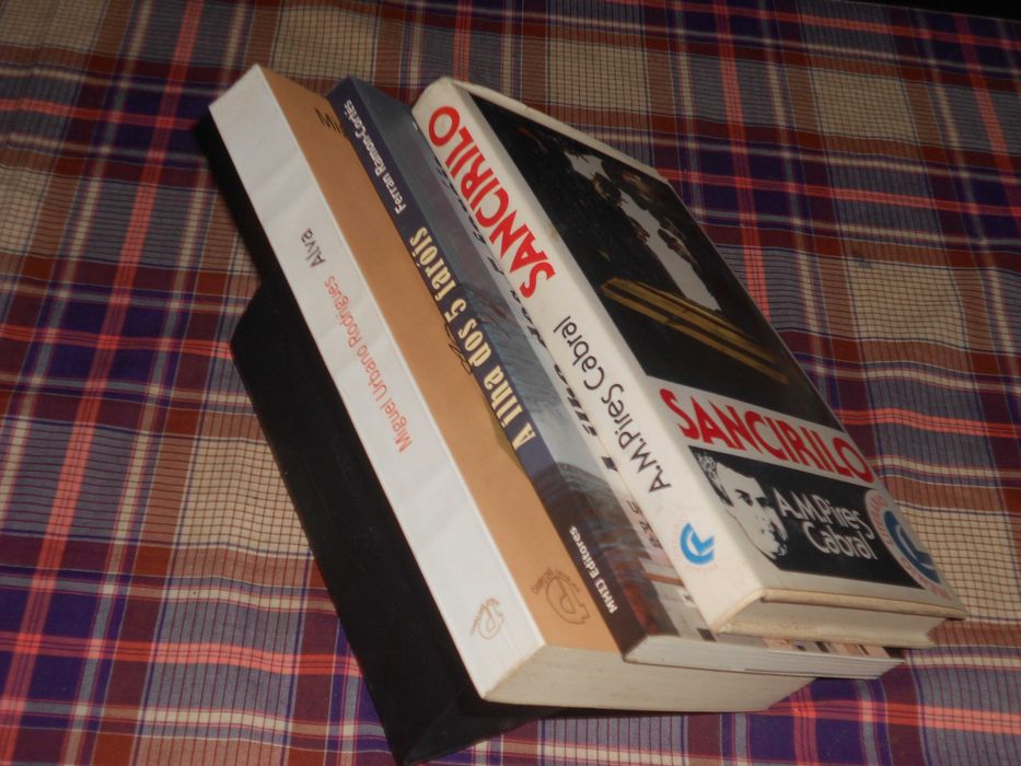 Livros diversos Urbano Rodrigues, Ramon-Cortes, Pires Cabral