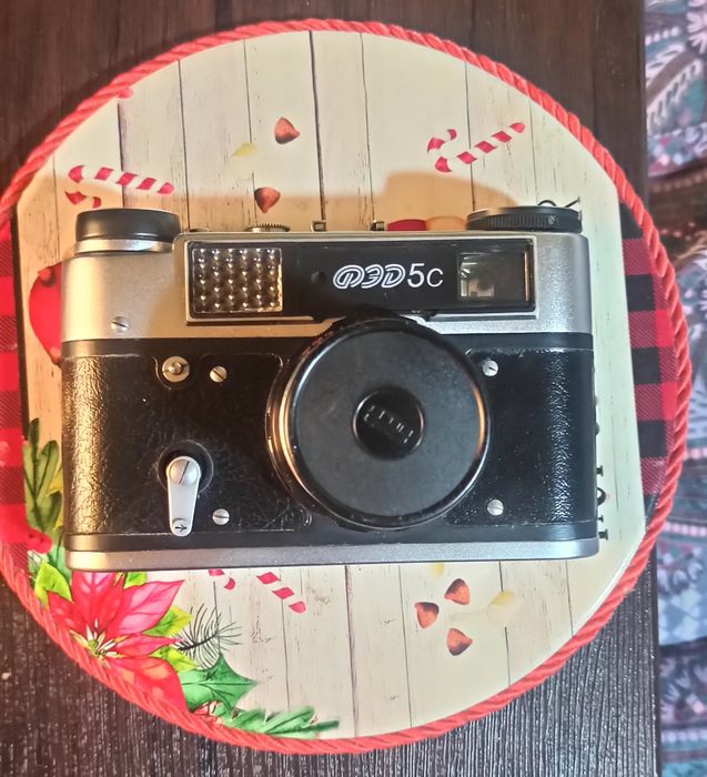 Фотоаппарат ФЭД-5С. Винтаж...Рабочий.Родной кожаный чехол.