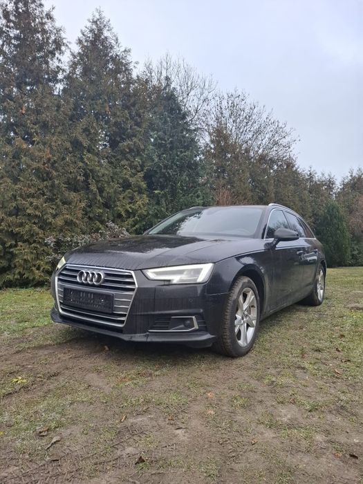 Audi a4 b9 2015r. 2.0D automat radary wirtual kokpit ksiazka .Dania
