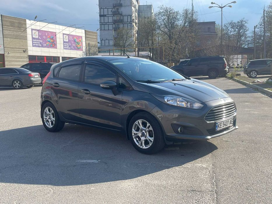 Продам Ford Fiesta 2015