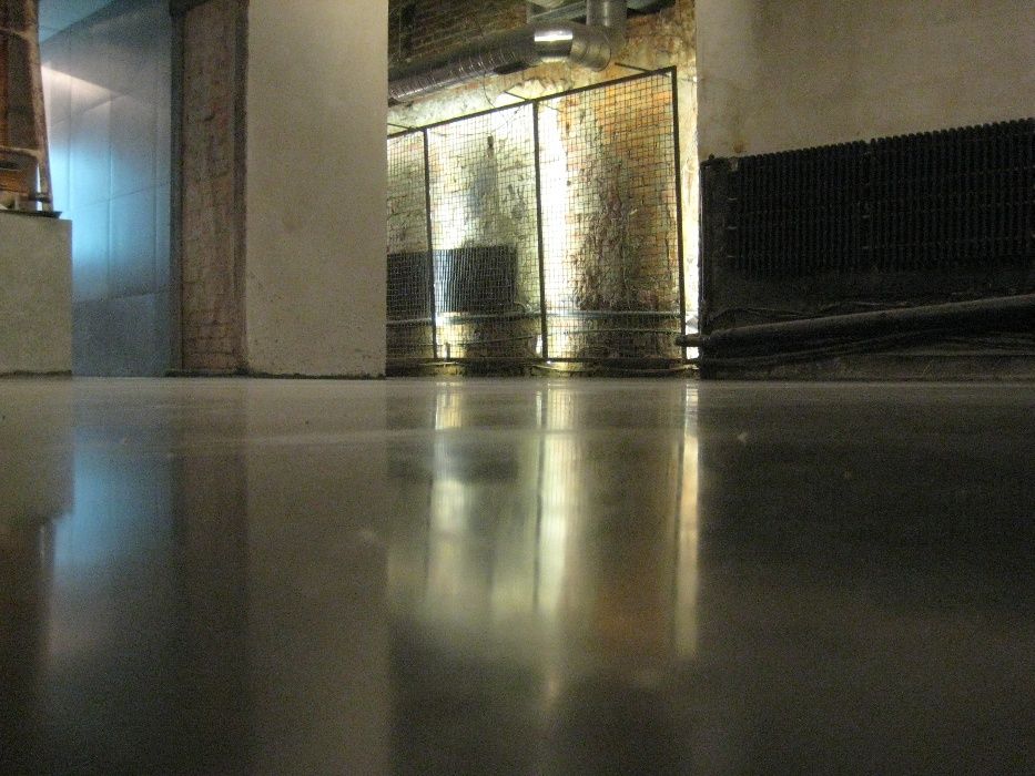 Бетонные полы. Промышленные полы. Полы для СТО. Полы для склада.