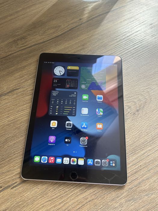 Продам iPad Air 2 128ГБ