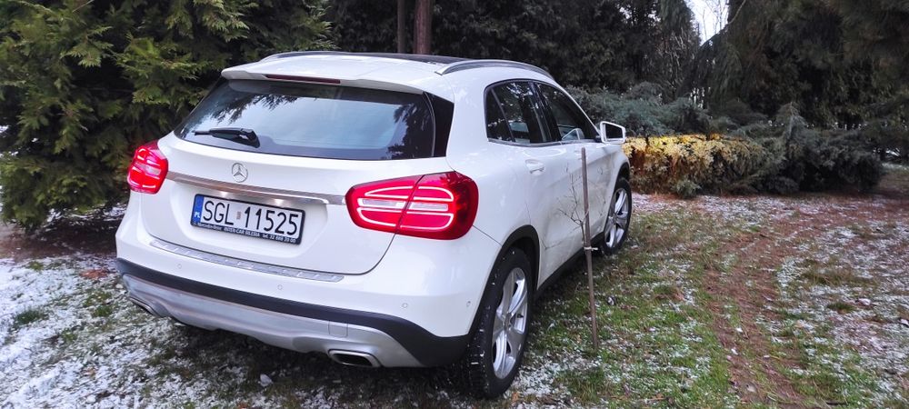 Mercedes Benz GLA 220d 2015