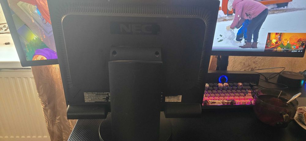 Монитор NEC MultiSync EA191M 19" VGA/ DVI, рабочий