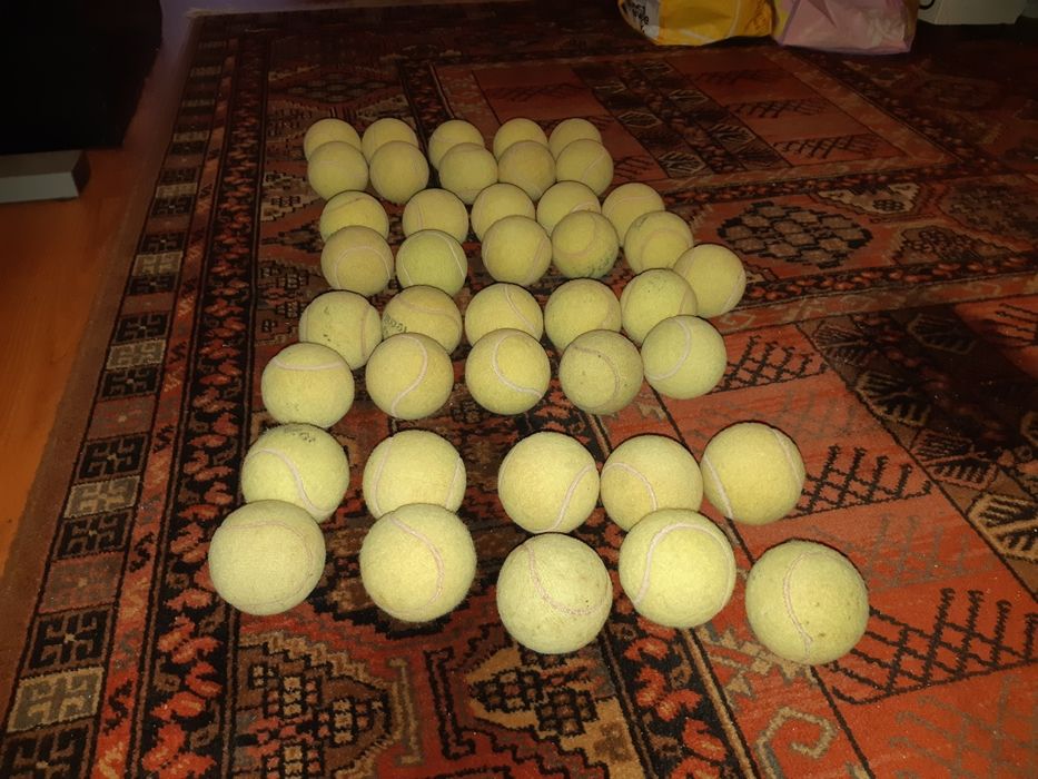 41 Bolas de tenis
