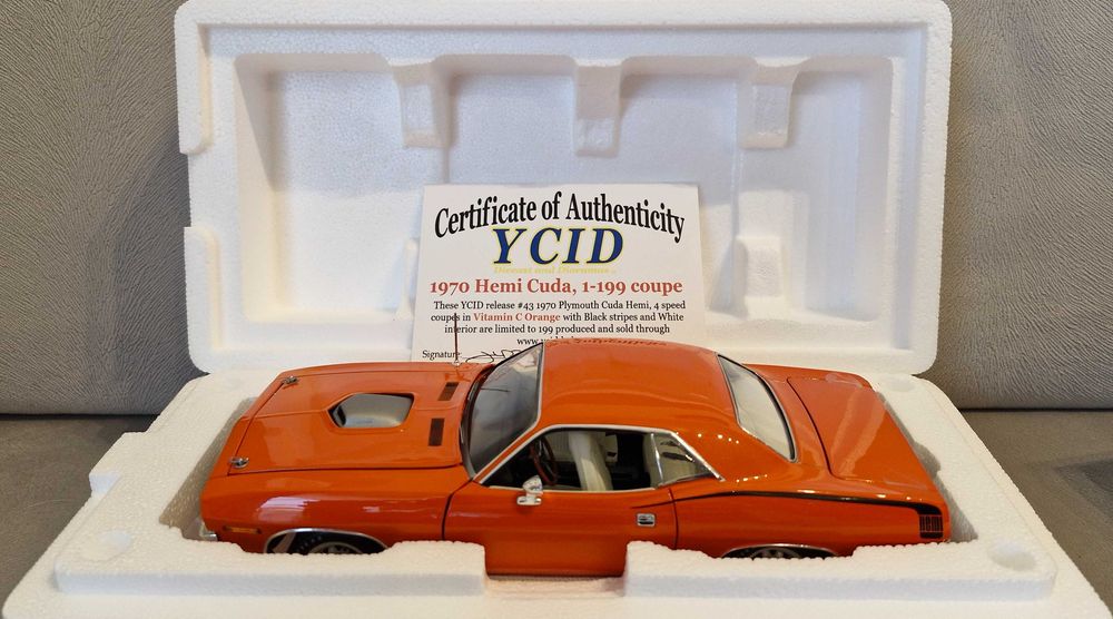 1:18 1970 Plymouth HEMI Cuda 1 of 199