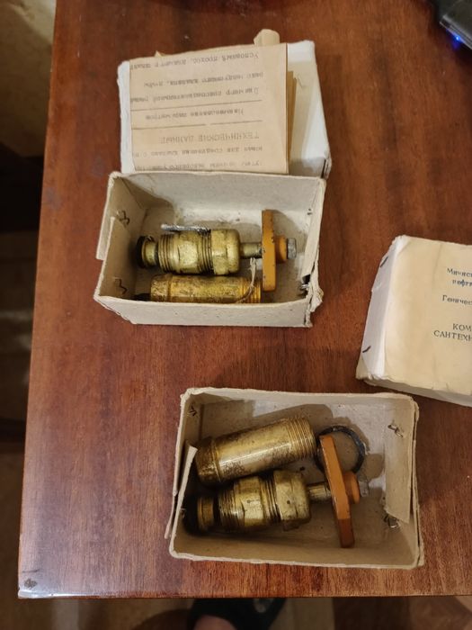 Комплект запчастей к сантех набору √1 (1/2 дюйма) СССР.