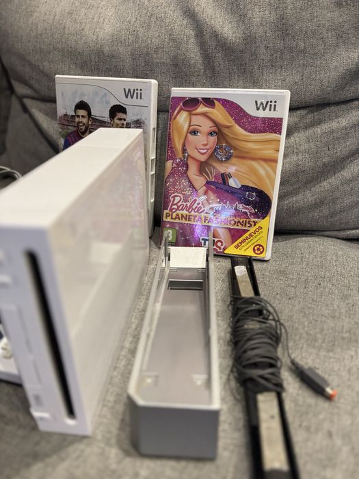 Nintendo wii Branca com comandos