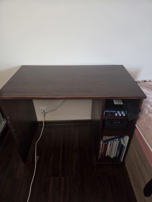 Biurko, ciemny brąz, wymiary 90 x 75 x 52