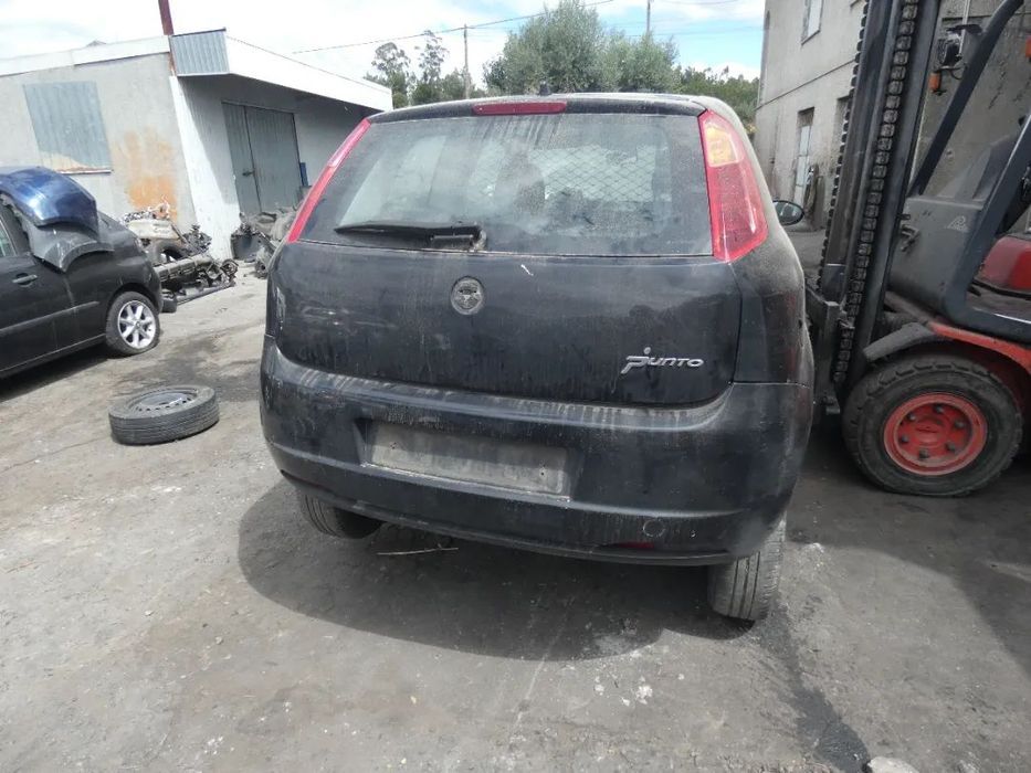 Fiat Punto de 2008 para peças