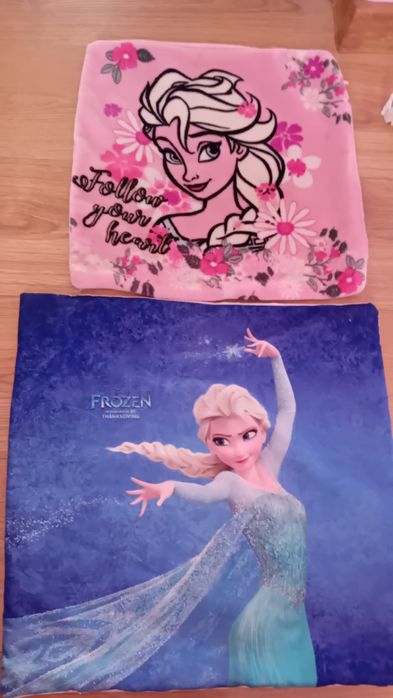 Poszewki  na poduszki  Krainy  Lodu