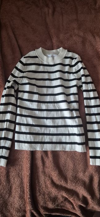 Sweterek zara 140