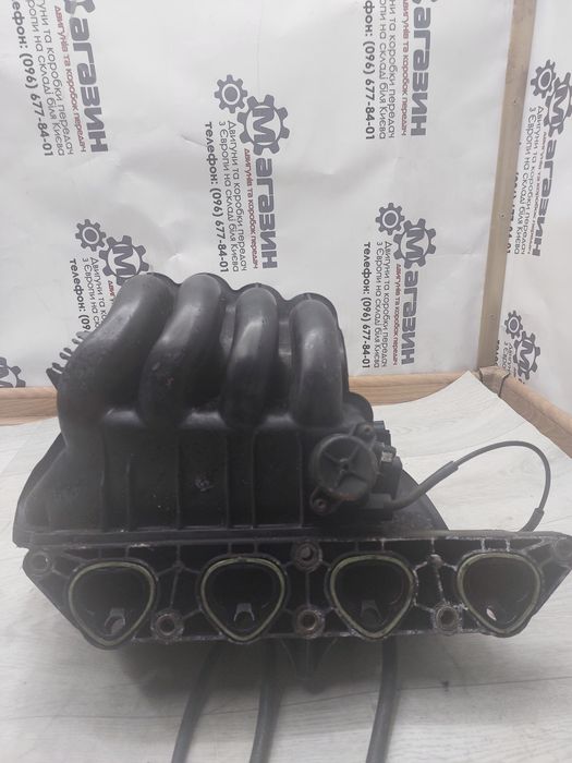 Колектор впускний skoda fabia vw golf iv 1.4