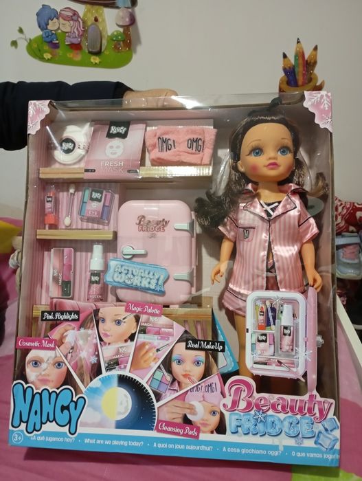 Nancy Beauty Fridge em 2a mão