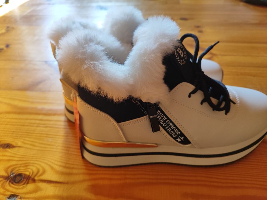 Nowe buty zimowe
