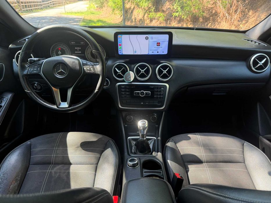 MERCEDES BENZ A180 - Apple CarPlay — photo 5