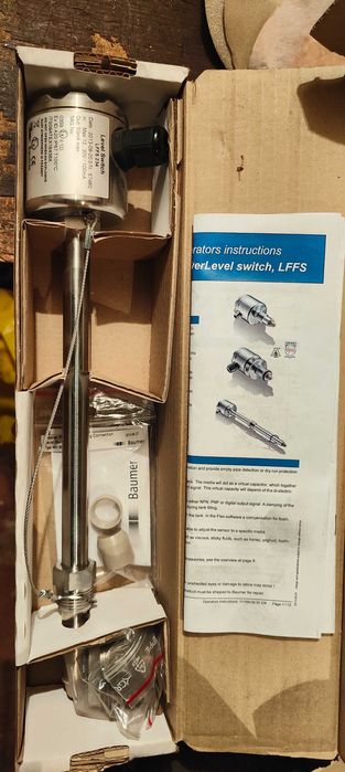 Czujnik poziomu Baumer LFFS-234.0